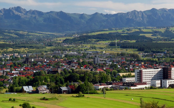 Image - A panorama of Nowy Targ.